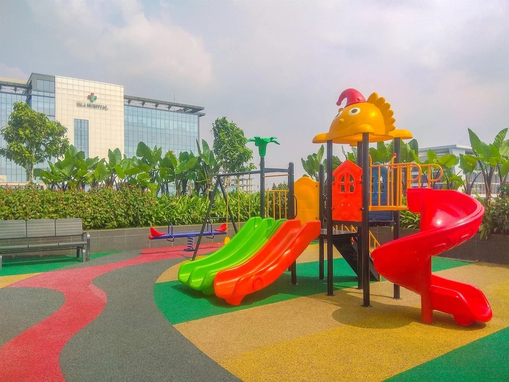 Cozy And Good Studio Sayana Bekasi Apartment