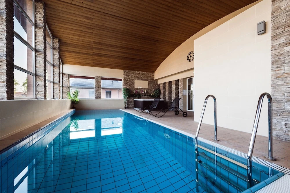 Hotel Garzon Plaza
