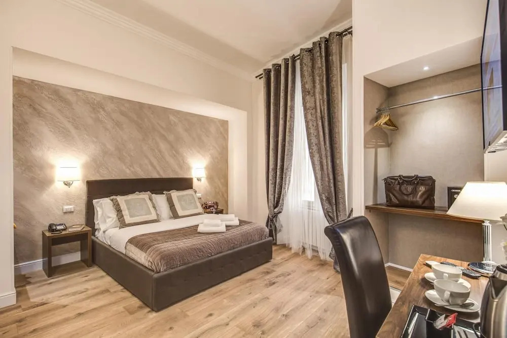 River Luxury Suites
