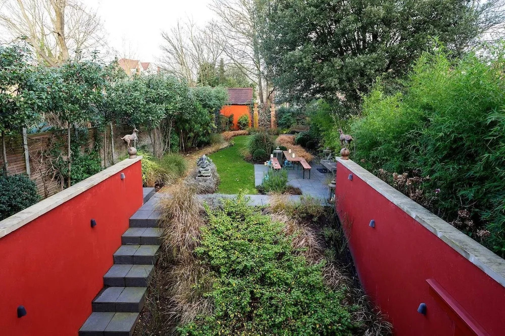 Opulent Colours in North-west London
