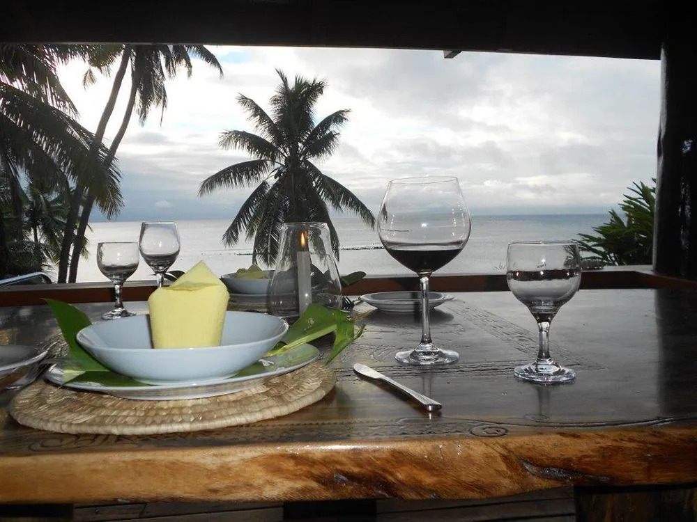 Dolphin Bay Divers Bungalow