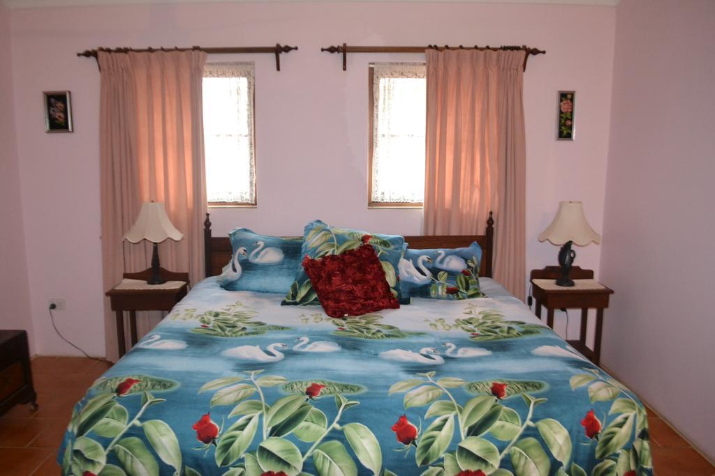 Swann Lodge B&B