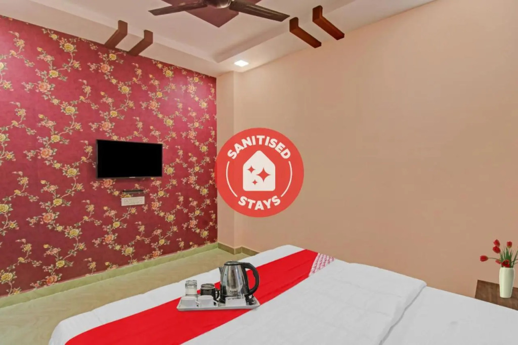 Hotel O Raj