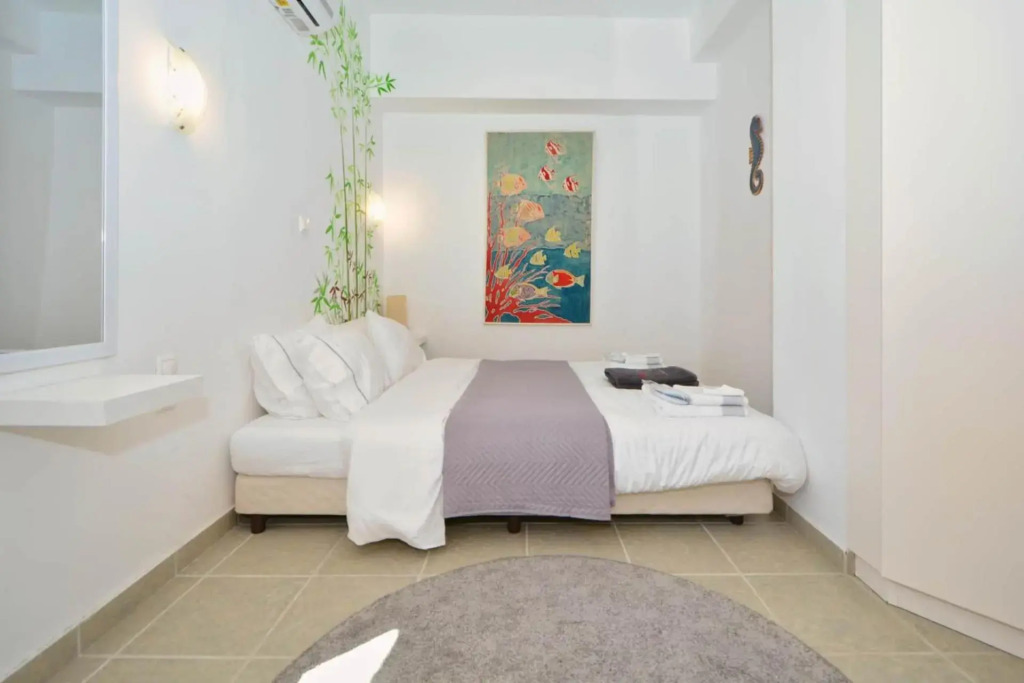 Villasonboard Dock Villa 3 Bed, 3 Bath, Canal, Greek Venice Porto Hydra