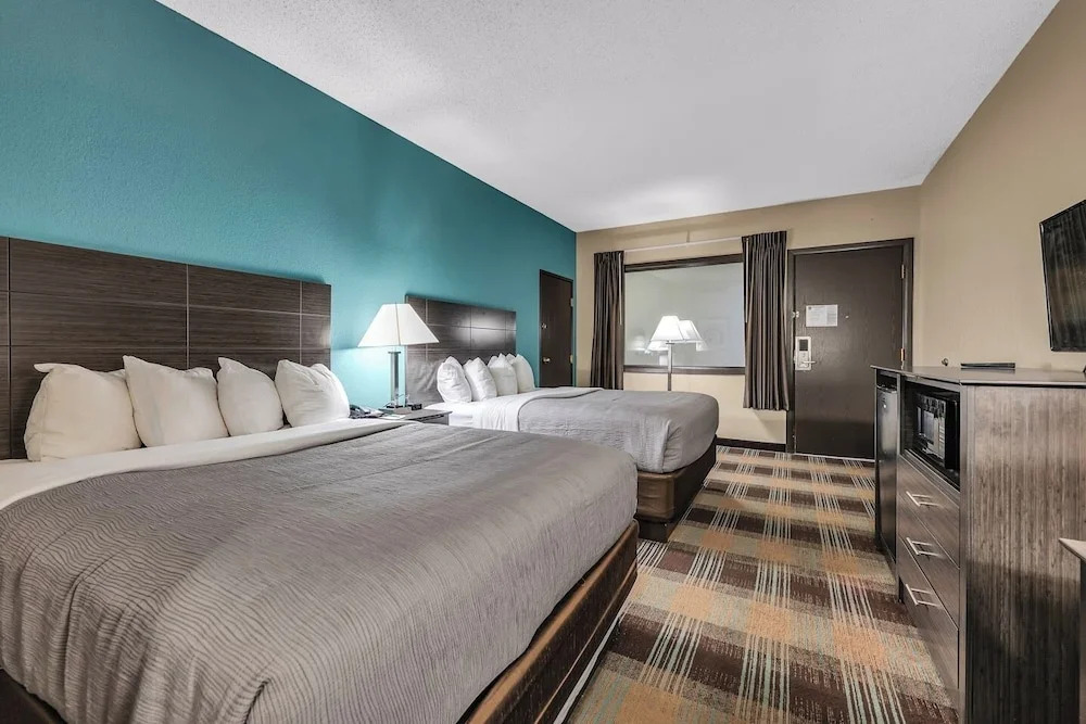 Quality Inn