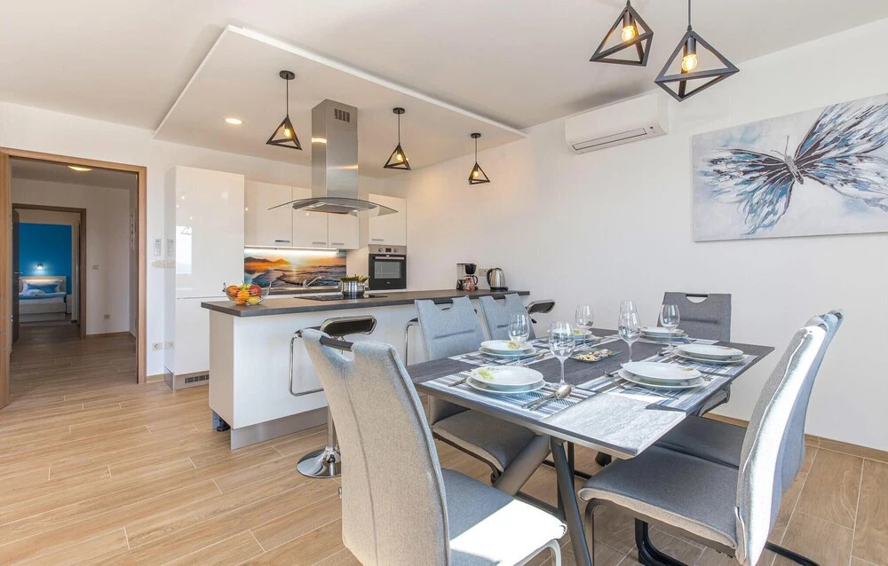 Stunning Apartment in Kostrena With 3 Bedrooms, Wifi and Outdoor Swimming Pool