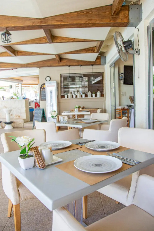 Villa Mare Monte Apartments