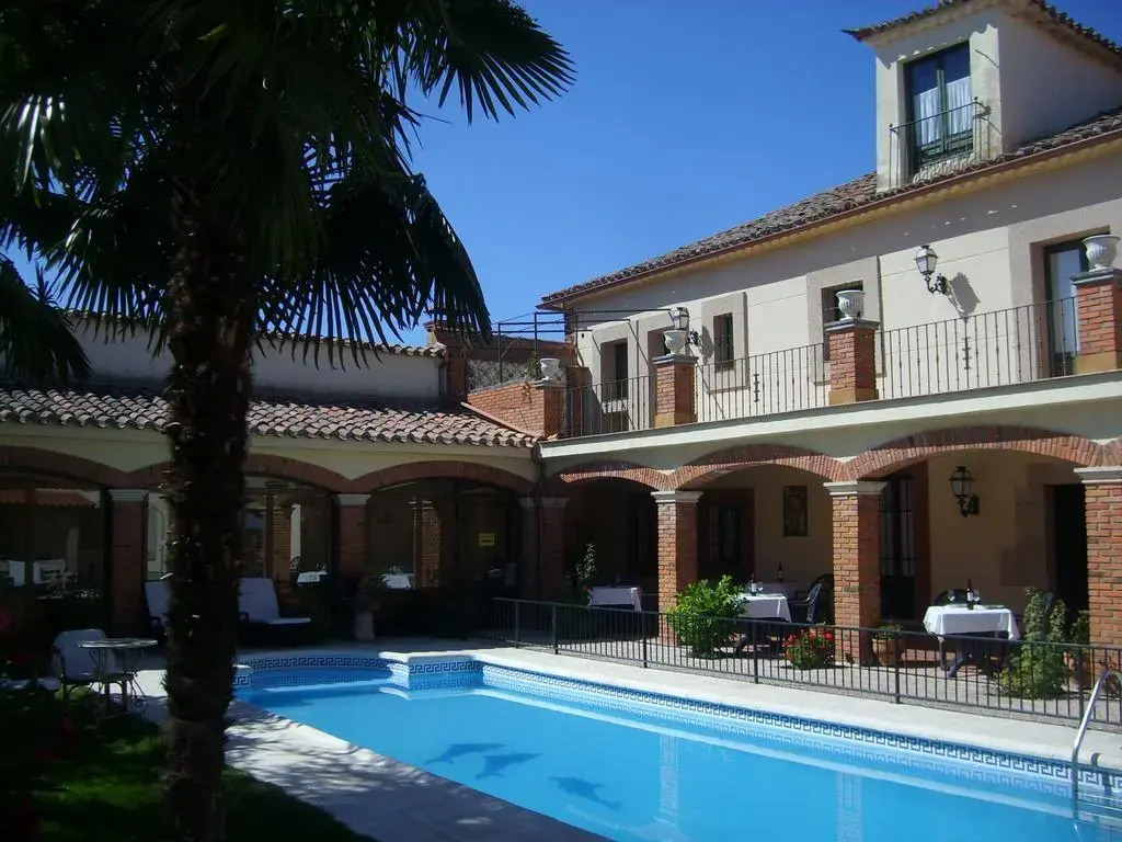 Palacio de Monfarracinos