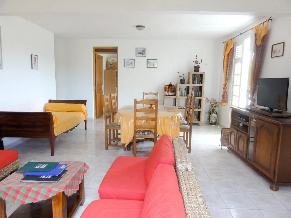 Apartment With one Bedroom in Capesterre de Marie Galante, With Enclos