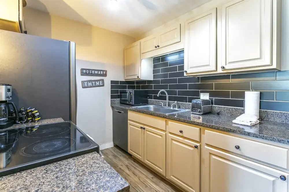 E108 W Beaver Creek Blvd 2 Bedroom Condo