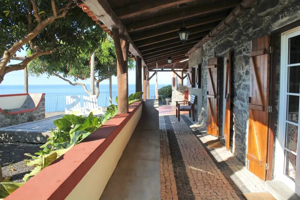 Stonecliff Cottage by Our Madeira
