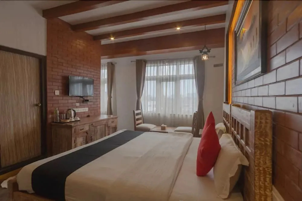 Capital O 697 Swornim Boutique Hotel