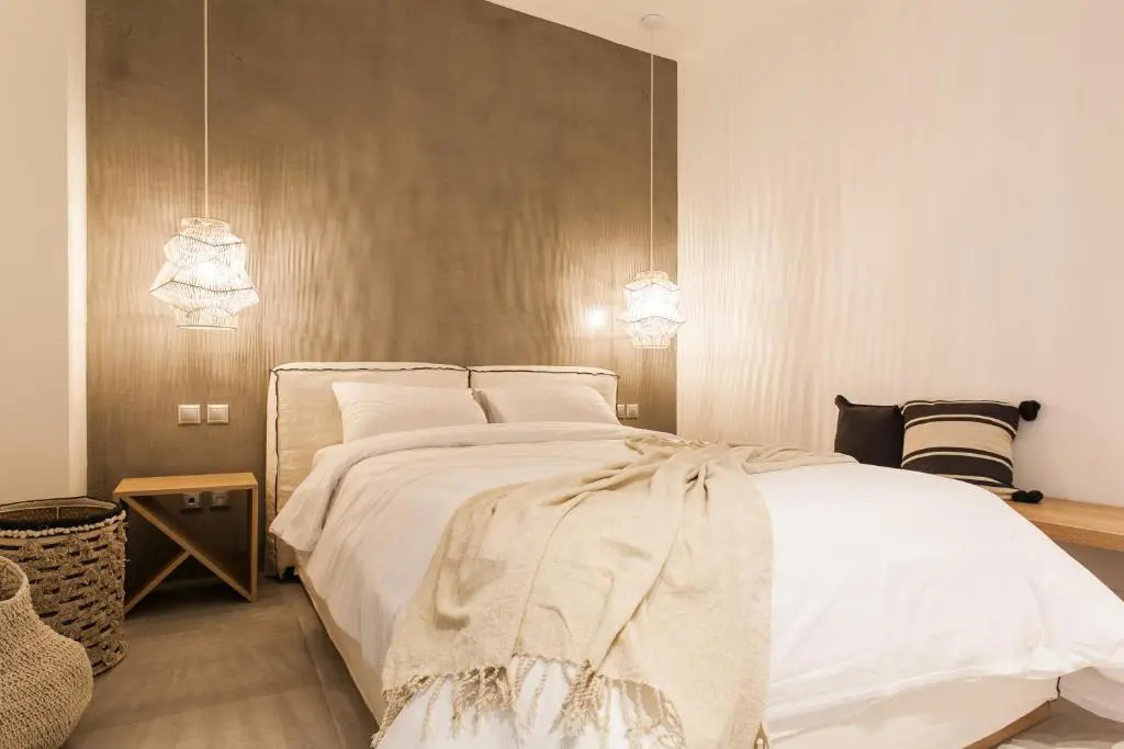 *** Apt 110m2 3bed 2bath, walk to Acropolis ***