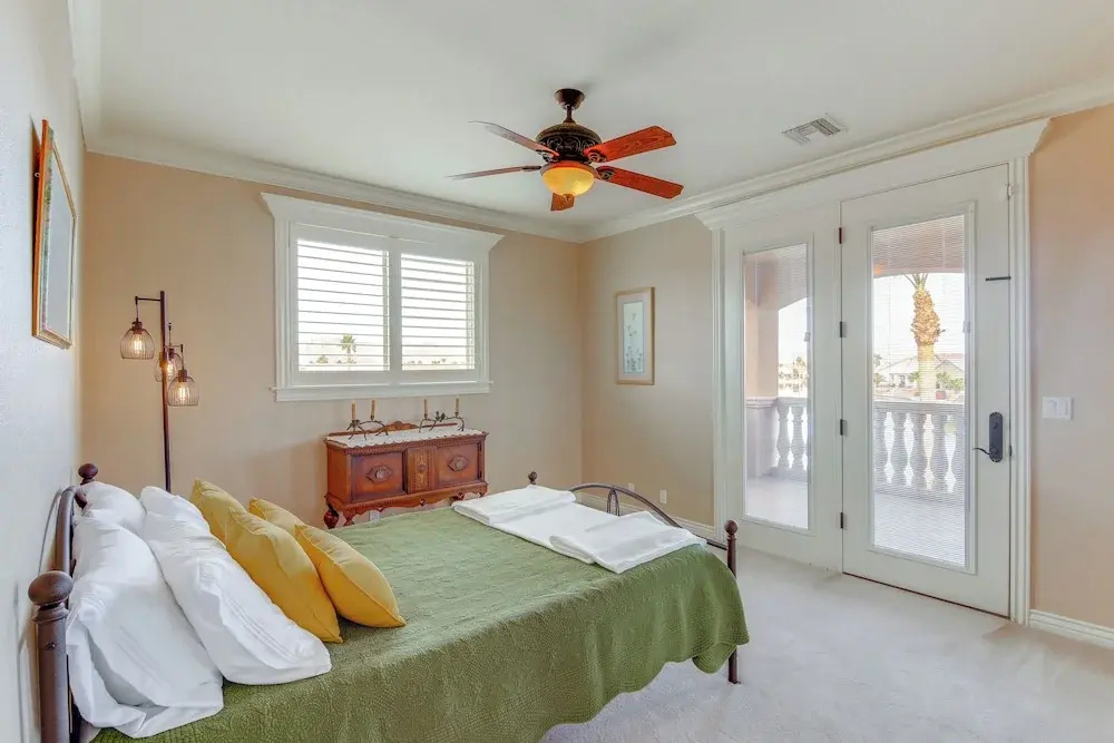 Spacious Luxe Home w/ Lake Access in Fort Mohave!