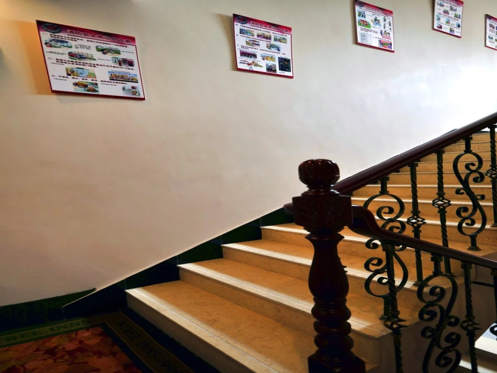 GreenTree Inn Zhangjiakou Jinding Ci’er Mountain Road Business Hotel