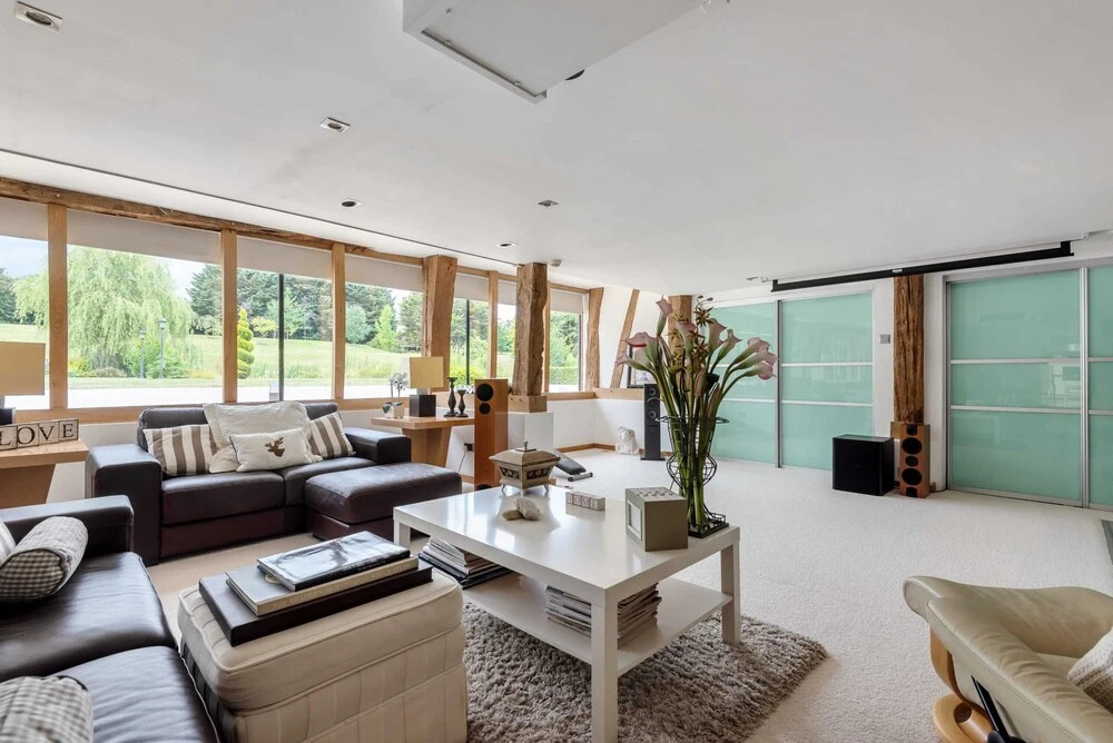 Entire Luxury Home and Garden Canterbury