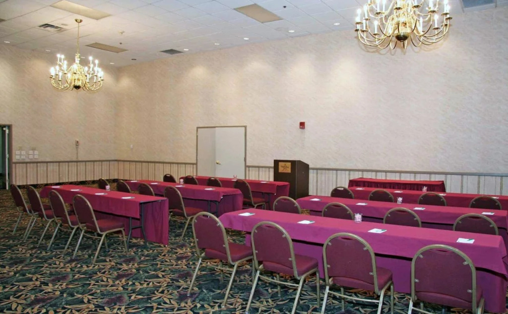 Knights Inn Tulsa I-44