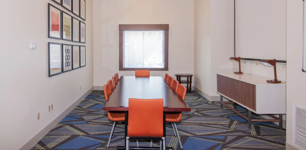 Holiday Inn Express Houston-Alvin by IHG