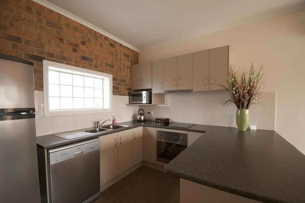 Yarra Glen Racecourse Apartments