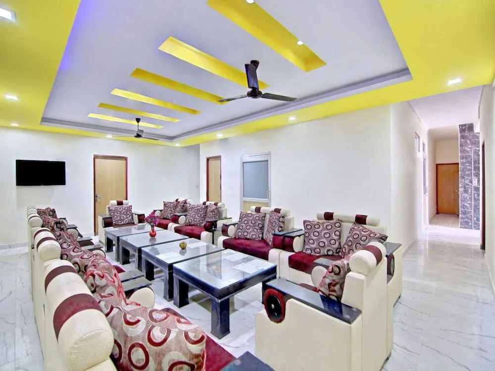 OYO Home 37509 Elegant Stay Jhajra Dehradun