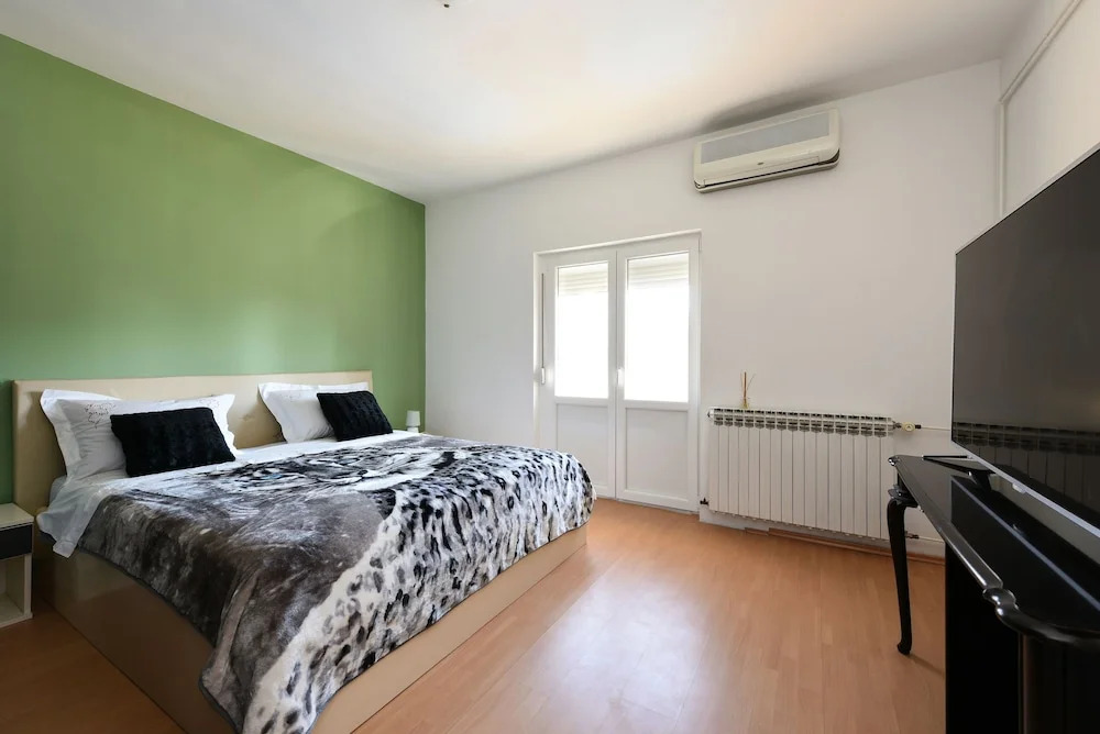 Holiday Home Villa YesPeace by Interhome