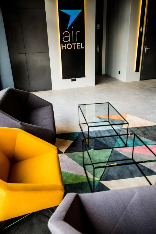 Air Hotel
