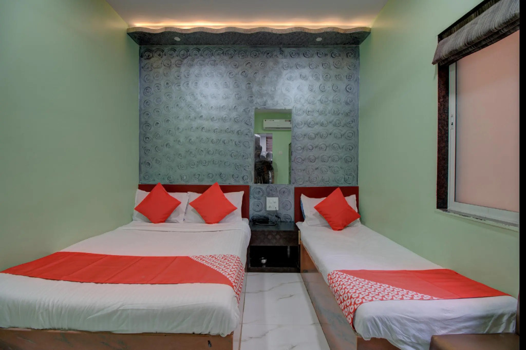 OYO 42395 Asma Hotel