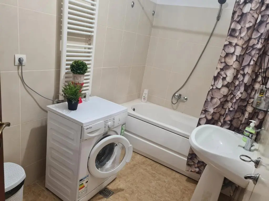 Luxury Mall Apartment 9