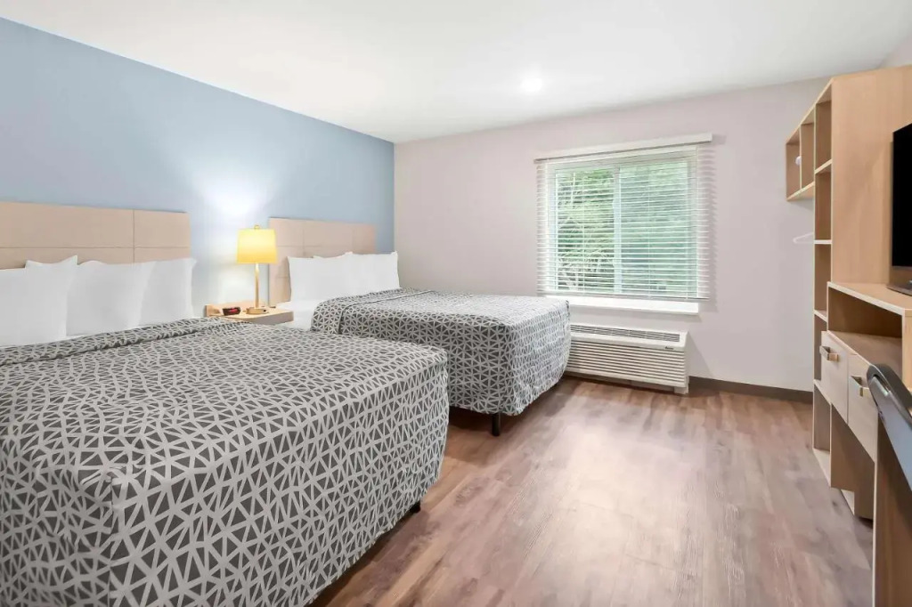 WoodSpring Suites Pensacola West