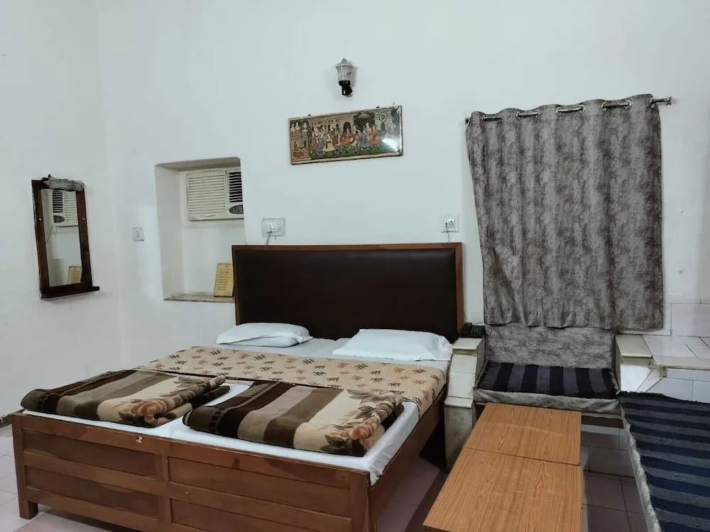 Hotel Rawat
