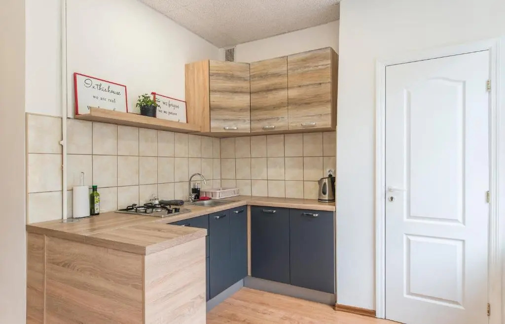 Friends and Family Vacation Apartments