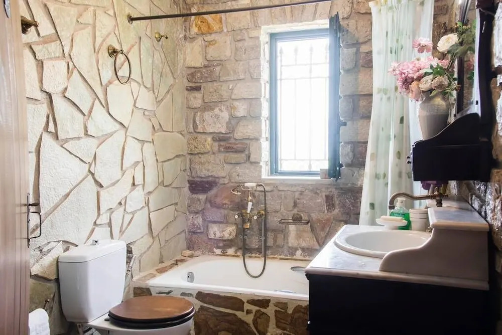 Ilia Mani Villa - Luxury Retreat