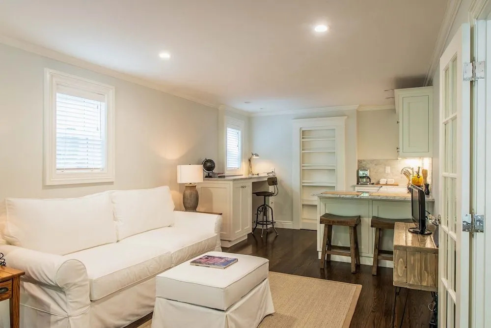 Updated and Modern Alameda 1 Bedroom