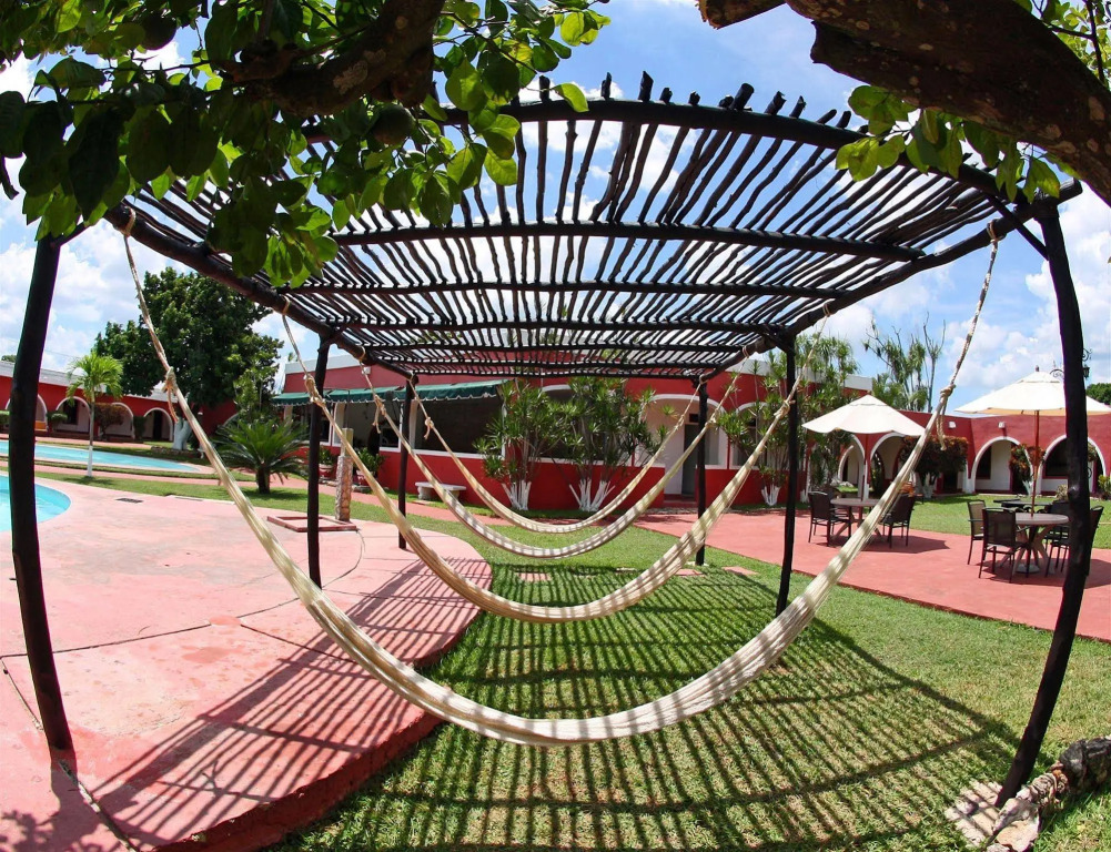 Hacienda Inn Aeropuerto