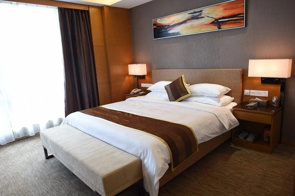 Treasure Island Hotel HUMEN