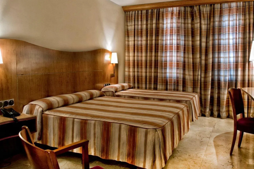 Hotel Aristol