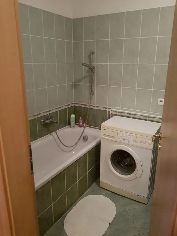 Apollo 1 Apartman