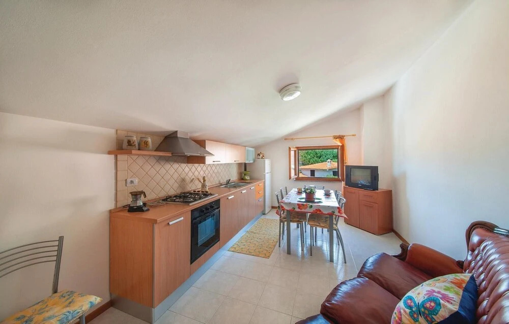 Beautiful Apartment in Porto Alabe With 3 Bedrooms and Wifi