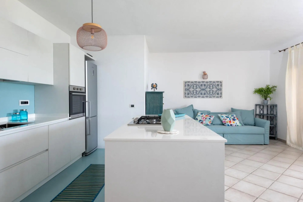 It consists of a large living room with comfortable sofa bed for 2 persons, two double bedrooms with-S'ABBA DI SU