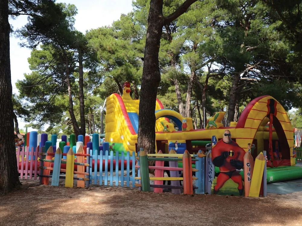Carefully Furnished Bungalow With a Terrace, 7 km. From Pula