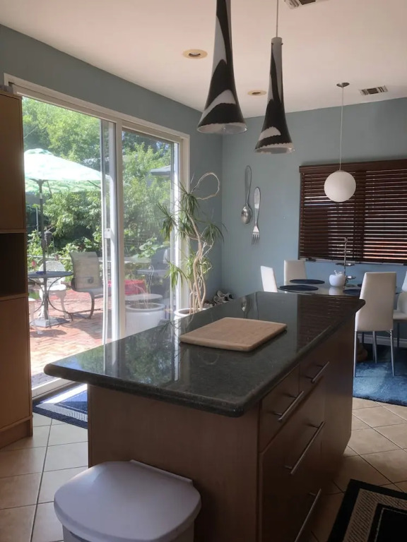 NYC Executive home upscale neighborhood
