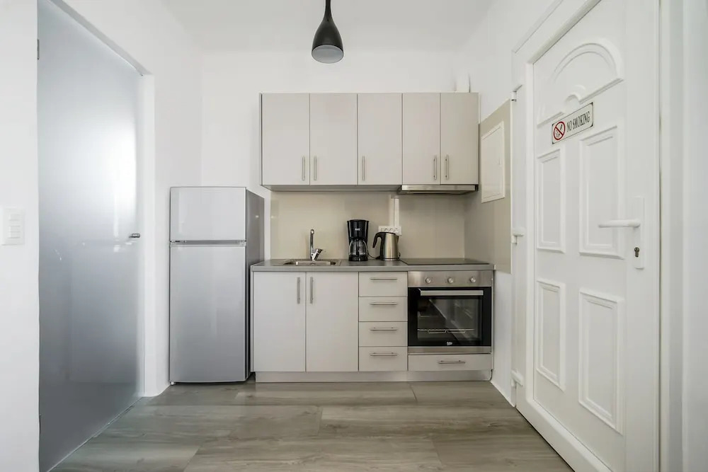 Oniropetra Apartaments