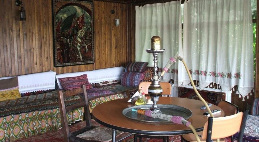 Cavit Hotel