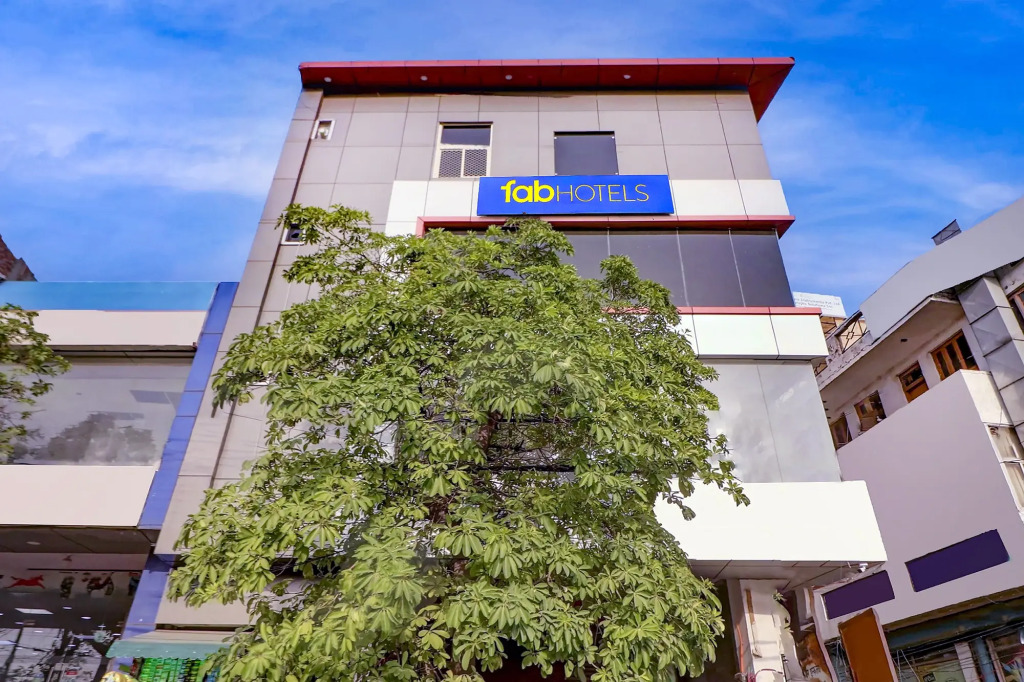 FabHotel Waypoint Inn