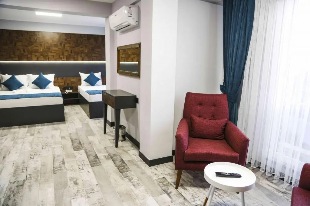 Ladik Hotel