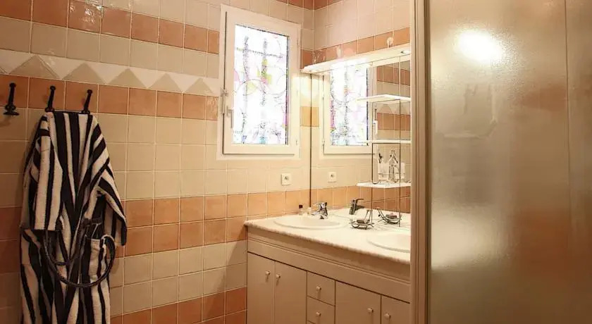 Holiday home Les Ocres