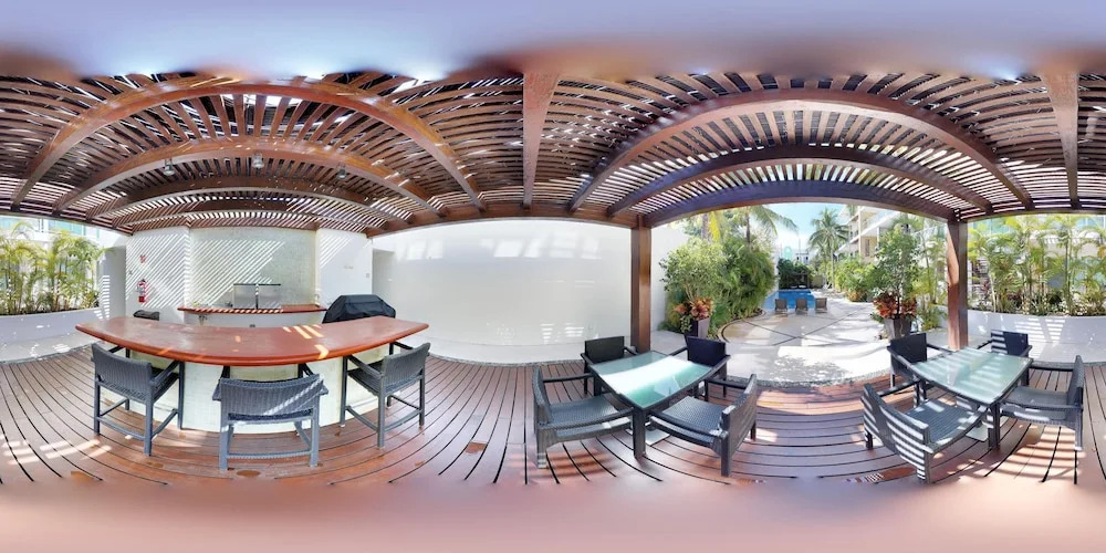Oasis 12-Boutique 1 Bedroom in the heart of Playa del Carmen