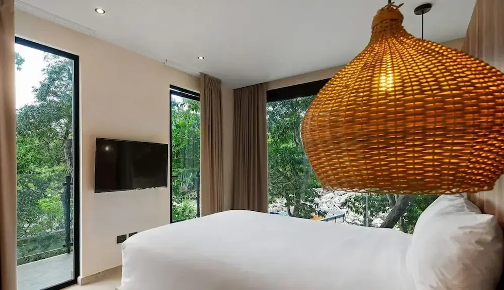 Ocean Breeze Loft Steps Away From Hotel Zone