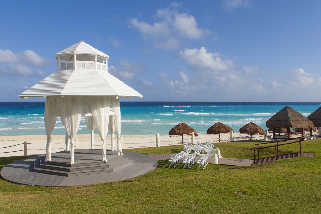 Beautiful Beachfront Villa