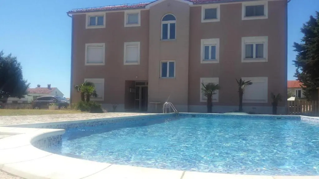 Apartment Leonardo
